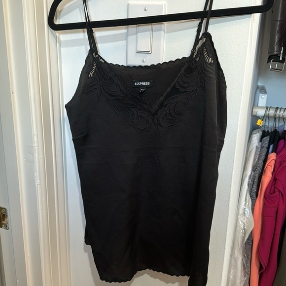 Express medium lace detail tank black size medium - Picture 1 of 3
